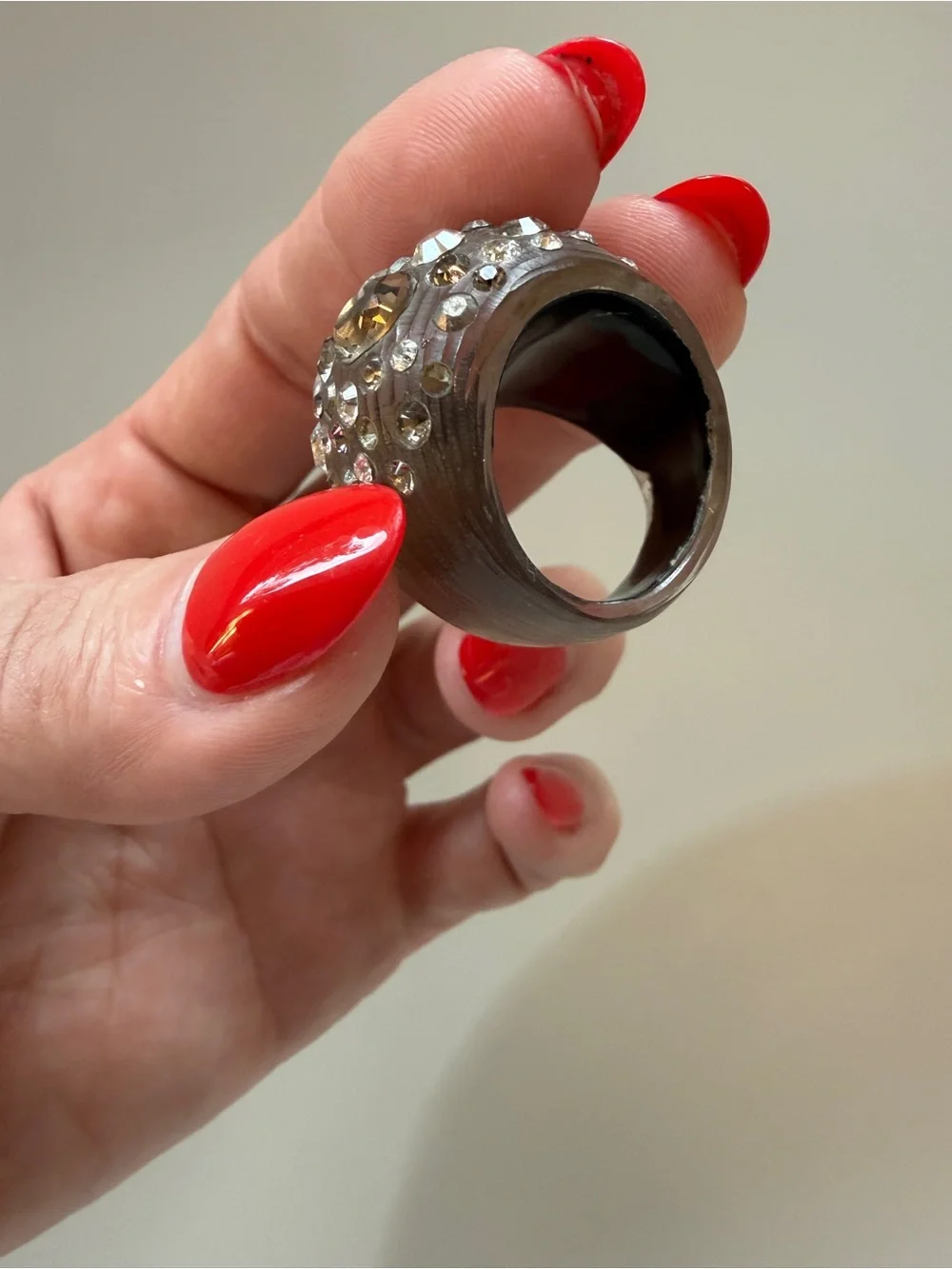 Alexis Bittar crystal statement cocktail ring - Picture 8 of 9